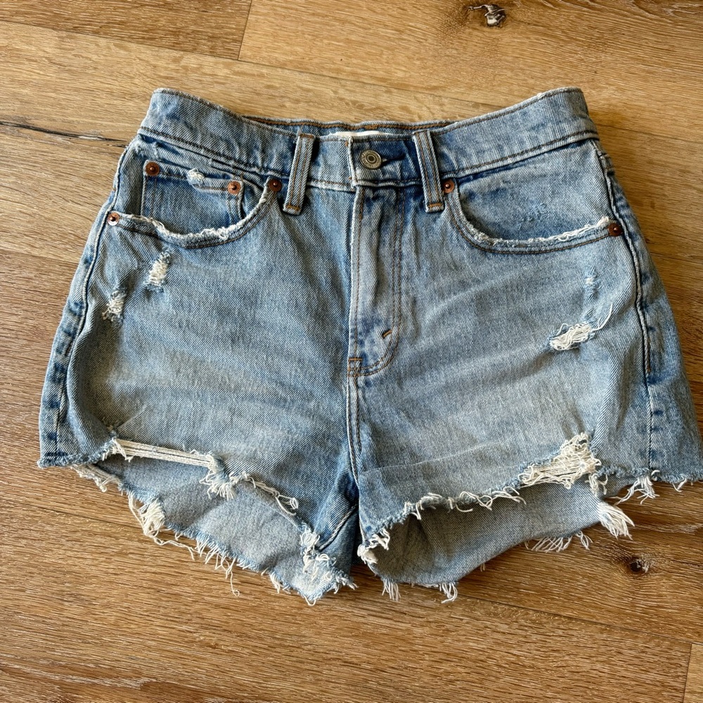 Abercrombie denim mom short mid rise (curve love)